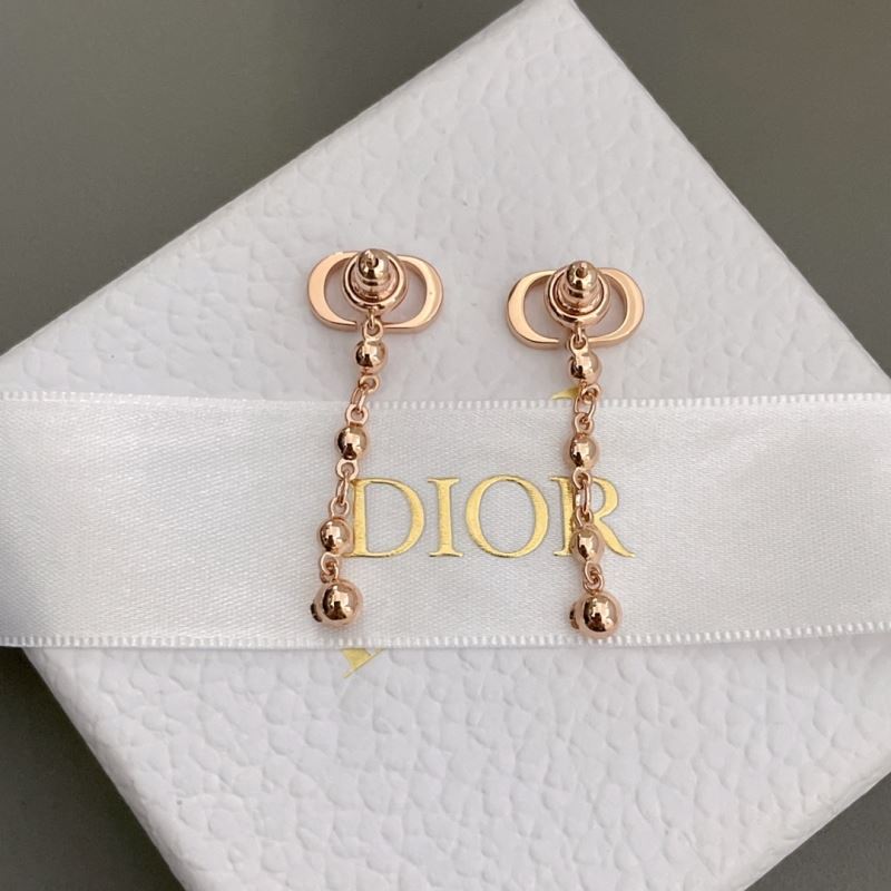 CHRISTIAN DIOR